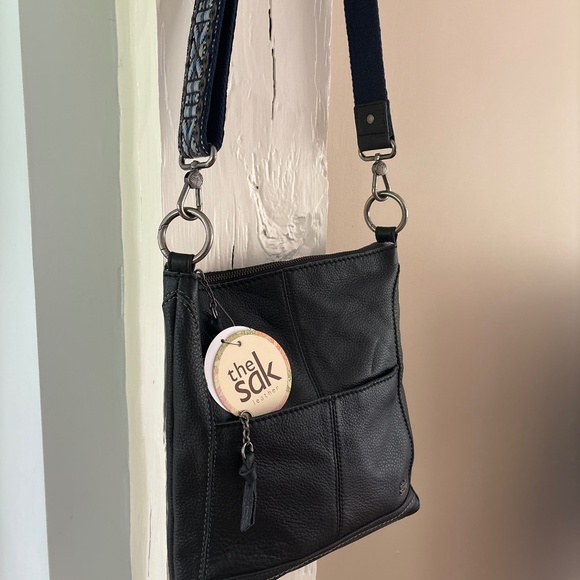 The Sak Handbags - The Sak - Lucia - Black Leather - Brand new cross body purse